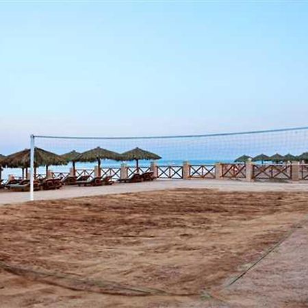 Safir Sharm Waterfalls Resort Ανέσεις φωτογραφία A beach volleyball net