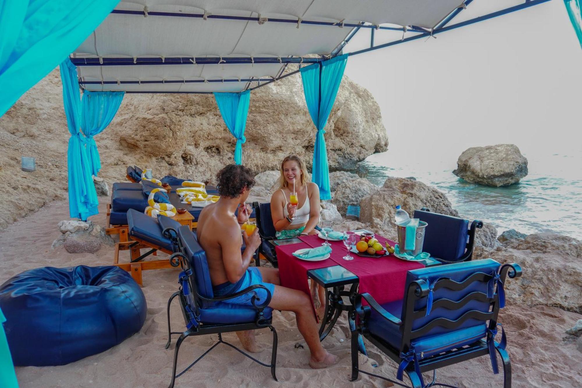 Safir Sharm Waterfalls Resort Εξωτερικό φωτογραφία Beach bar in Greece