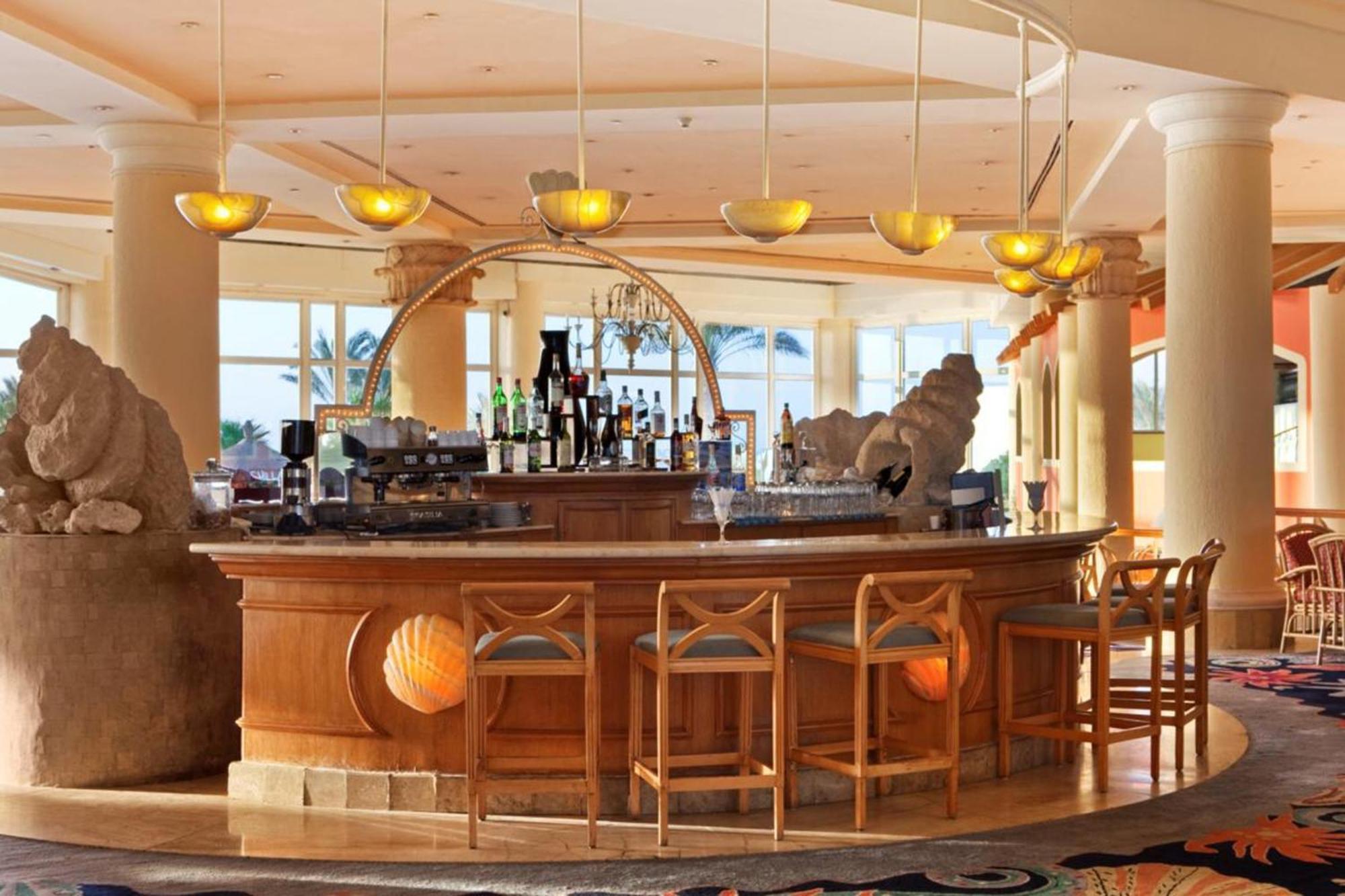 Safir Sharm Waterfalls Resort Εστιατόριο φωτογραφία The bar at the lobby